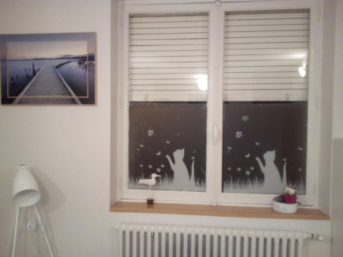 Studio 2 Pers En Vieille Ville Parking Gratuit - By La Source D'Orfee Boulogne-sur-Mer Rum bild